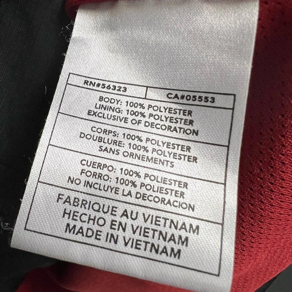 Nike-‎ Black/Red Windbreaker, Youth XL (18/20)